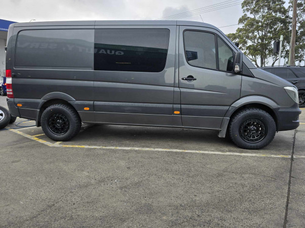 Mercedes Sprinter Black Rhino 17